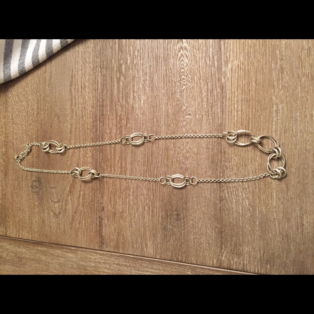 Banana republic necklace